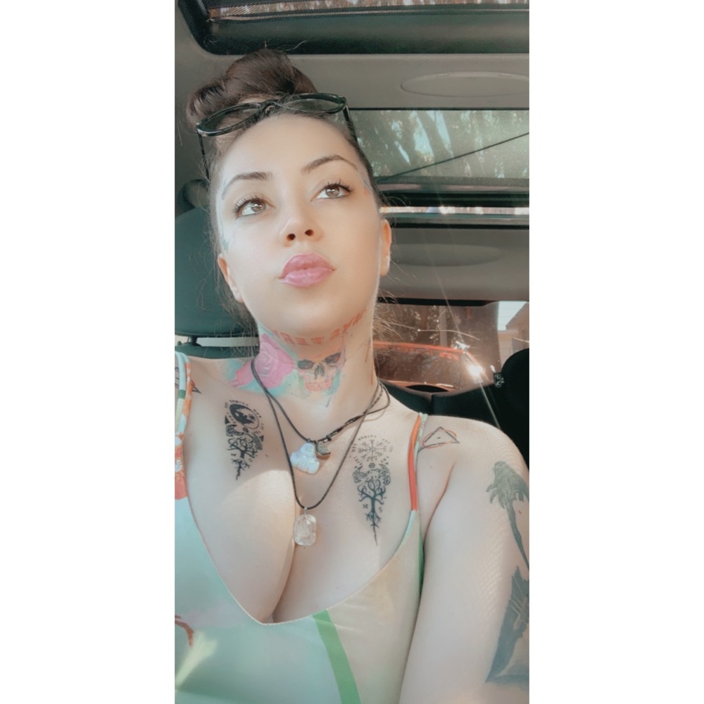 Meet your Posher, Gizem